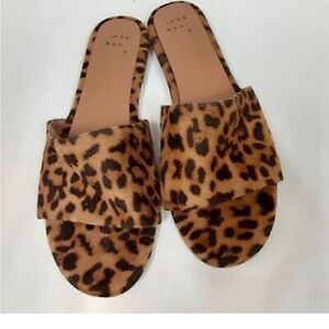 NWOT A New Day Women's Tan Leopard Print Flat Sandals Size 5W